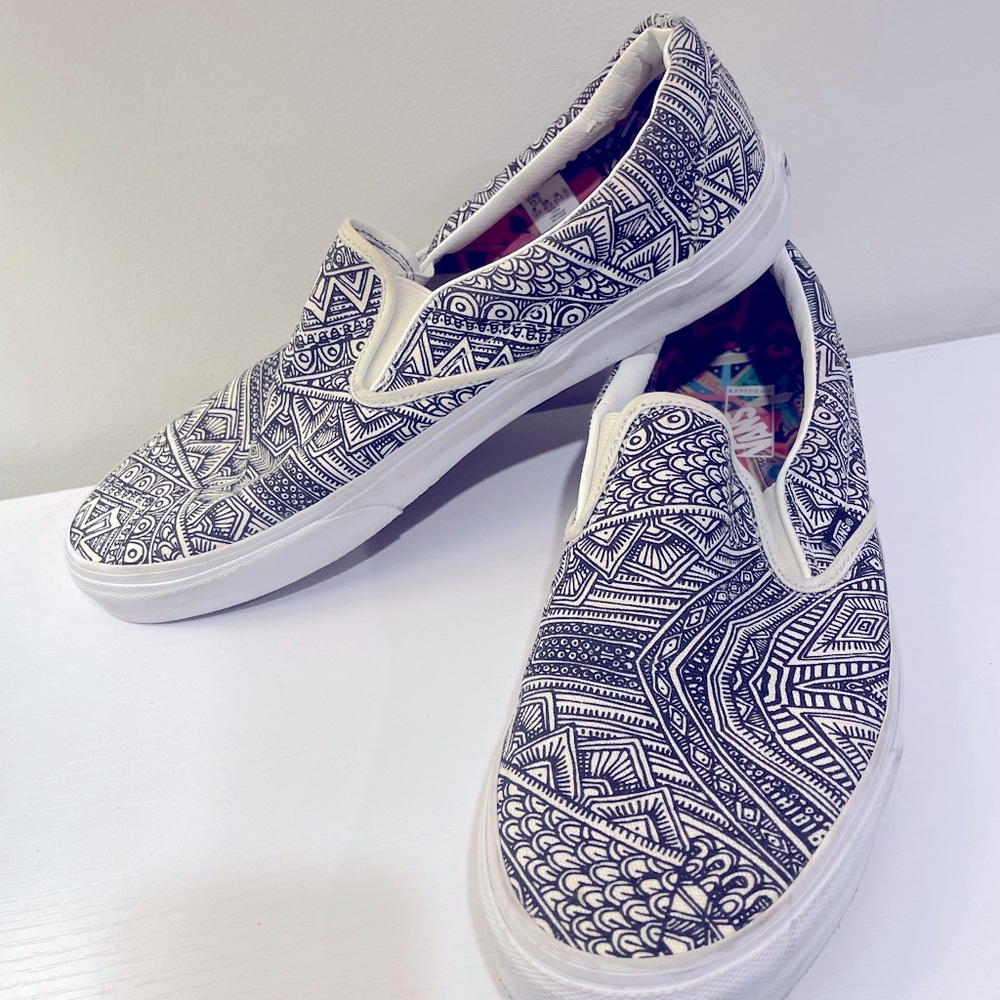 Rare find- Men’s VANS by ZIO ZIEGLER Tribal Slip Ons. Size 13. Lightly used.